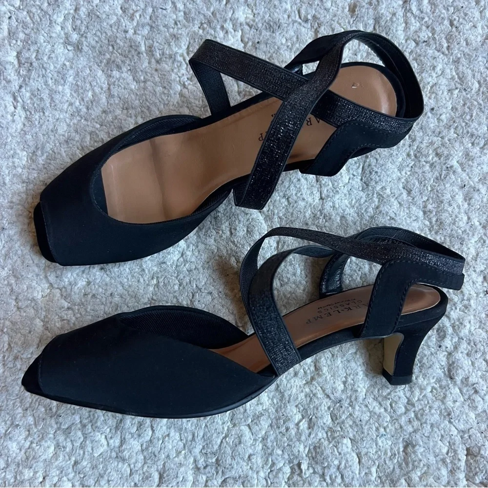 Mark Lemp Classics Elastic Criss Cross Straps Peep Toe Kitten Heel Size 8N